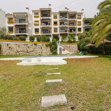 Malagasuite Pool *